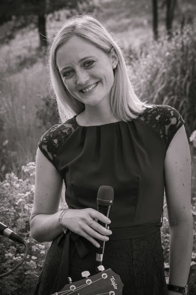 Lea Dirnberger von Feieralarm Lea Dirnberger von Feieralarm